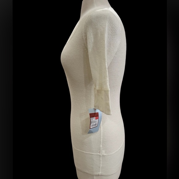 Mossimo Supply Co. White Deep Vee Waffle 3/4 Sweater Blouse in Size XS - Picture 3 of 5